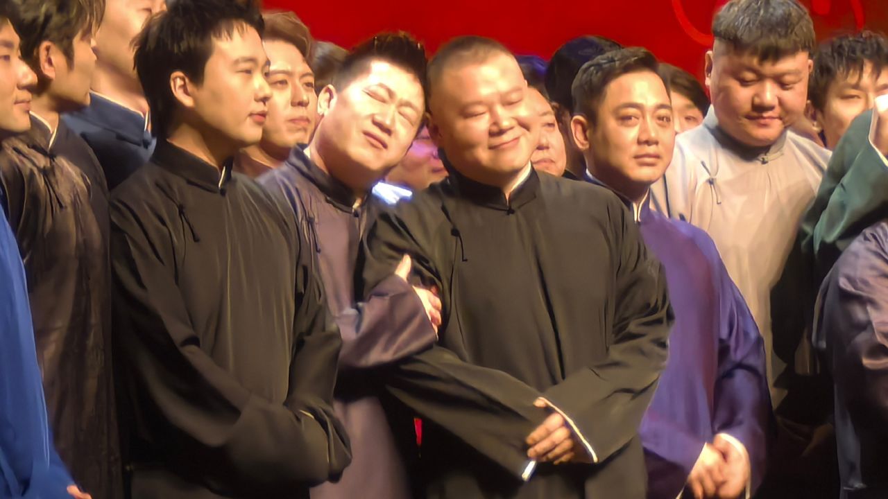 德云社酒蒙子太多了,张鹤伦一人干翻七队,栾云平爆料张九龄糗事