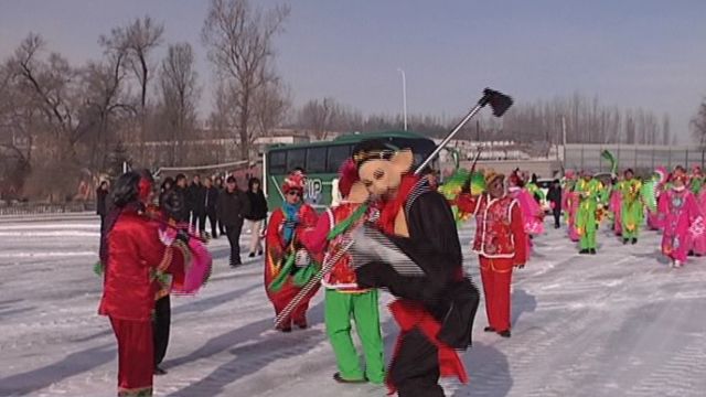 长春市双阳区齐家镇长岭社区:大秧歌舞出幸福好生活