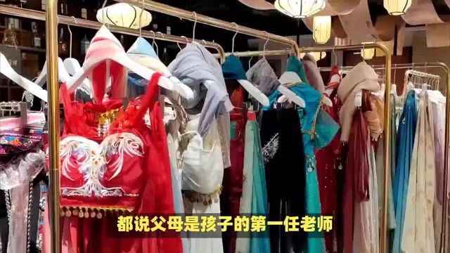 羽绒服当押金后被拿走,洛阳汉服店损失惨重