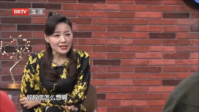 大妈主动表白崔先生,两人情投意合,对彼此都比较包容