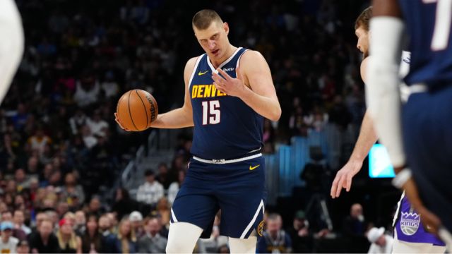 NBA官方战力榜：掘金两连榜首，快船湖人都下跌，勇士升至第16
