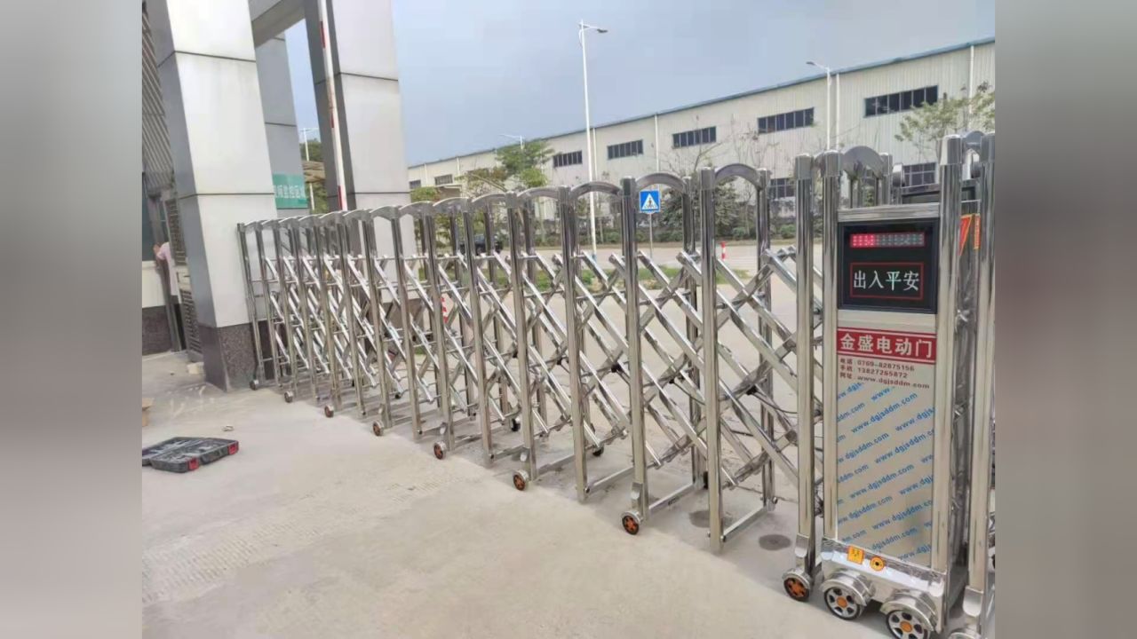 广东东莞深圳惠州广州珠海定制封板电动伸缩门厂家报价多少钱