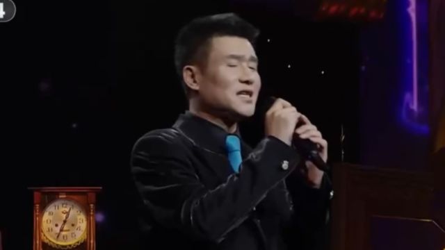 歌曲《每一次》,张宏声歌声悠扬动听,让人沉醉其中