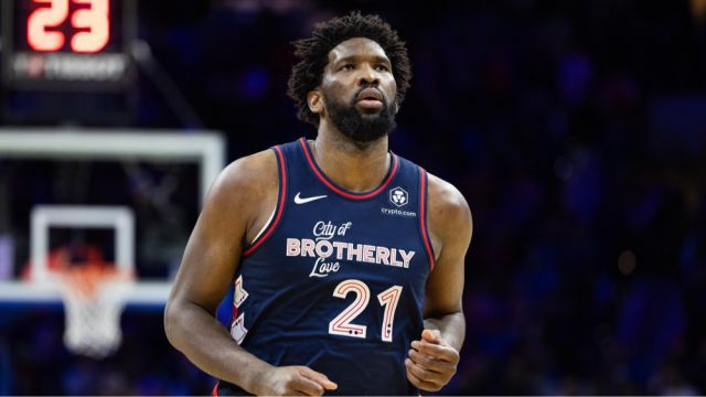 出征在即！恩比德正加强训练&几乎每天都在球场 有望2-3周内回归