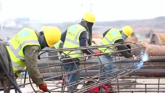 奋进新征程 建功新时代 |抢工期抓进度保质量!贵安宁德时代项目建设如火如荼