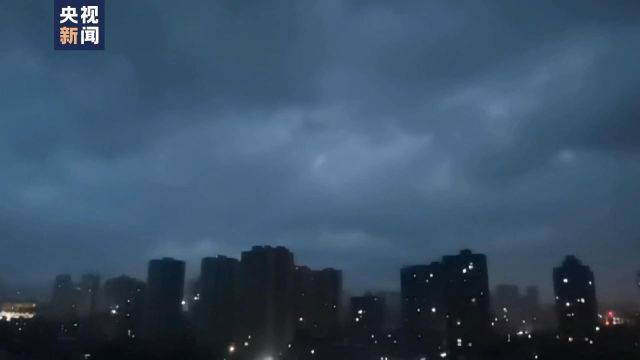 强对流天气来袭 重庆秀山县发布暴雨蓝色预警