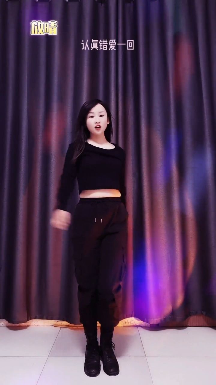 "听说真正好看的女人,必须是微胖的,不低于100,不高于130,看着就富态