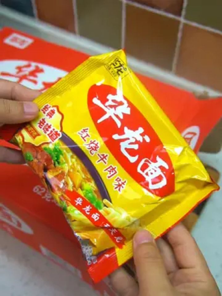 小时候超爱吃的华龙面#方便面