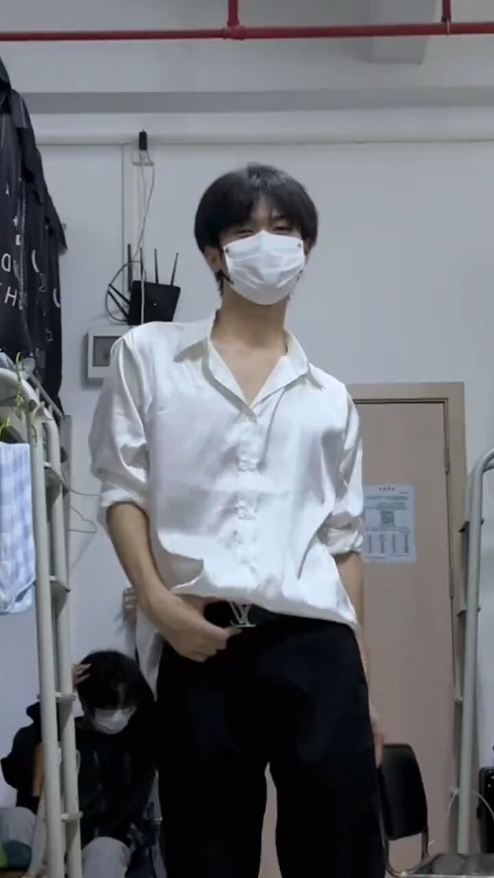 帅 #大学宿舍 #校园时光.