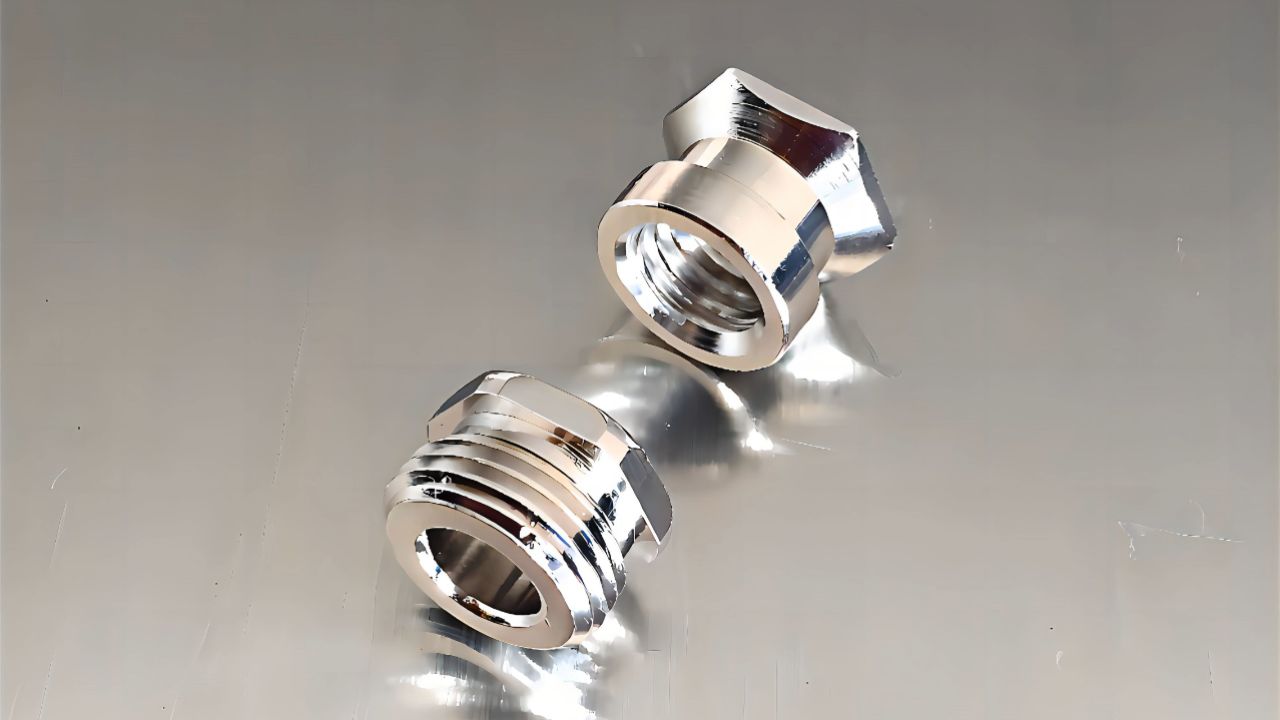 304不锈钢注塑六角嵌件螺母