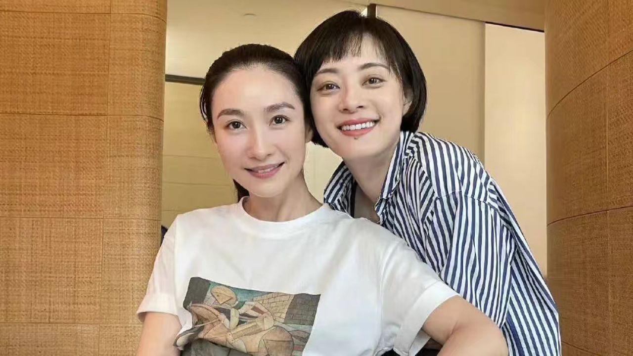 陶昕然晒闺蜜庆生照,温馨祝福孙俪生日快乐