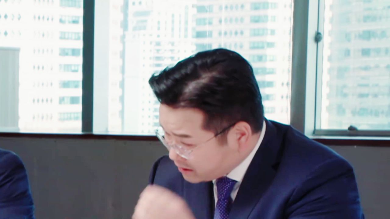 全员爆哭，何运晨李浩源真情感激带教律师_高清1080P在线观看平台_腾讯视频
