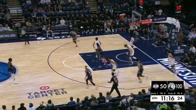 内线得分如探囊取物！伯顿梦幻脚步连取四分势不可挡