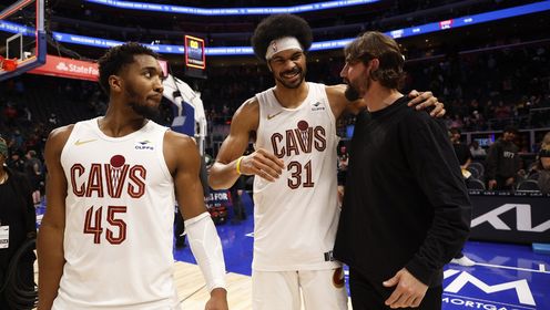 《NBA全场集锦》【原声】骑士110-101活塞 骑士三人得分20+送活塞17连败