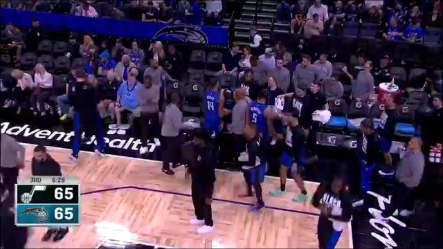 NBA常规赛：爵士vs魔术第3节中文解说回放