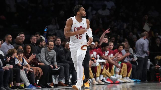 骑士118-95篮网 米切尔27分骑士豪取八连胜