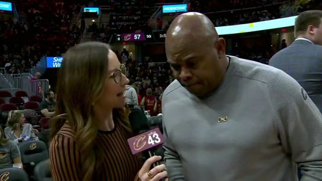 NBA常规赛：76人vs骑士英文原声全场回放