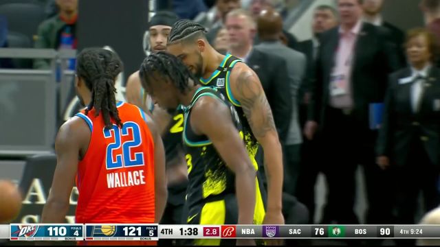 顺风局得心应手！内史密斯横冲直撞掀翻防守打成2+1