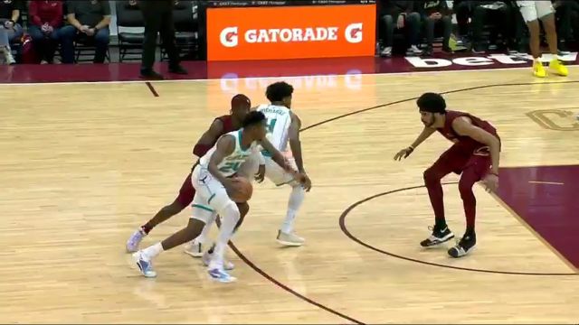 NBA常规赛：黄蜂vs骑士第3节英文原声回放