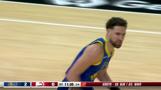 接球转身行云流水 克莱背打特雷杨轻松打板命中