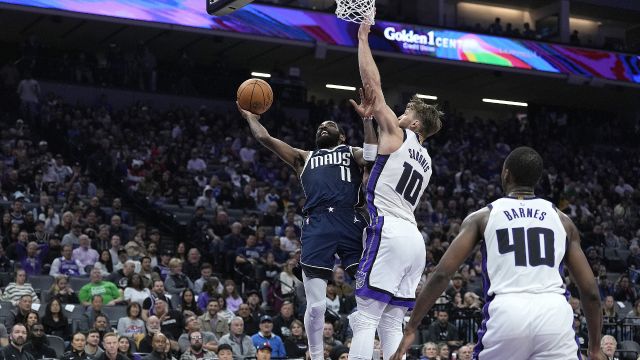 欧文vs国王集锦 全场怒砍30分末节带领球队反超比分战胜国王