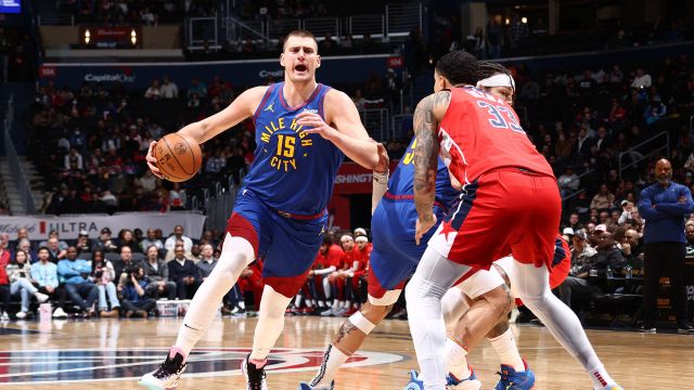 掘金113-104奇才 约基奇42+12+8掘金击败奇才客场过关