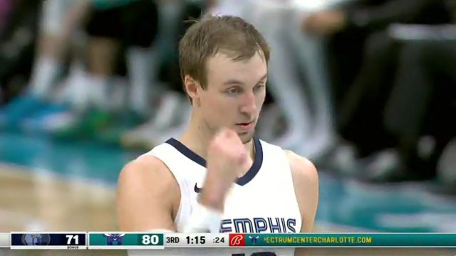 NBA常规赛：灰熊vs黄蜂第3节中文解说回放