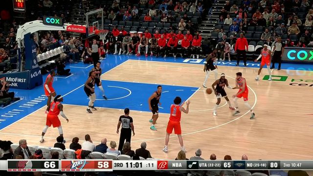 配合相当默契！ 吉迪妙传霍姆格伦双手大力灌筐