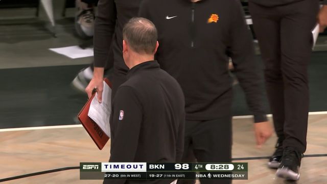 落后多少分都不是放弃的理由 托马斯布里奇斯里突外投连得5分