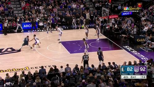 《NBA全场集锦》还没到该放弃的时候！ 独行侠一波10-0超级进攻波成功追平比分