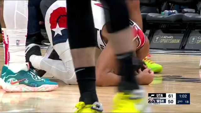 大水冲了龙王庙 普尔头部顶到库兹马髋关节痛苦倒地