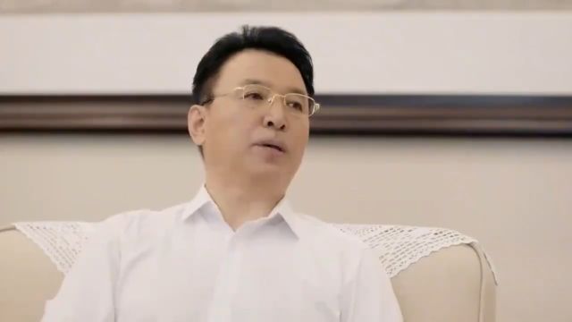 启航:上级开会,市长以为自己要升官,谁知部下当了市委书记