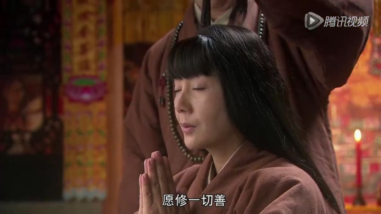 美女剃度出家做尼姑〖②