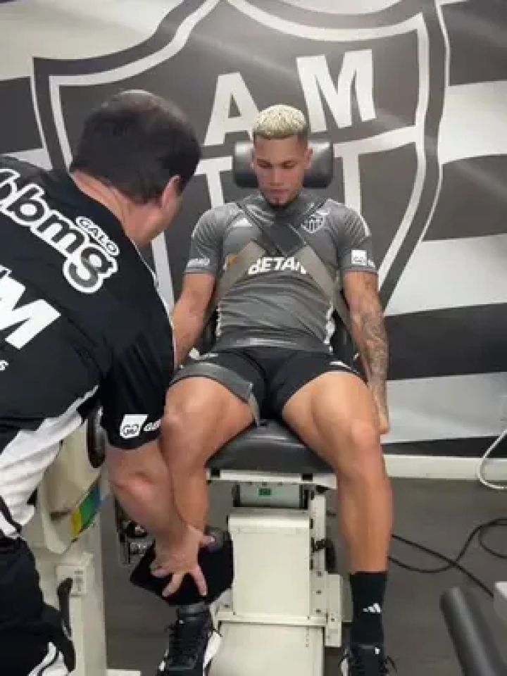 还得是胡尔克#是时候展现真正的技术了 #肌肉腿 #爆发力