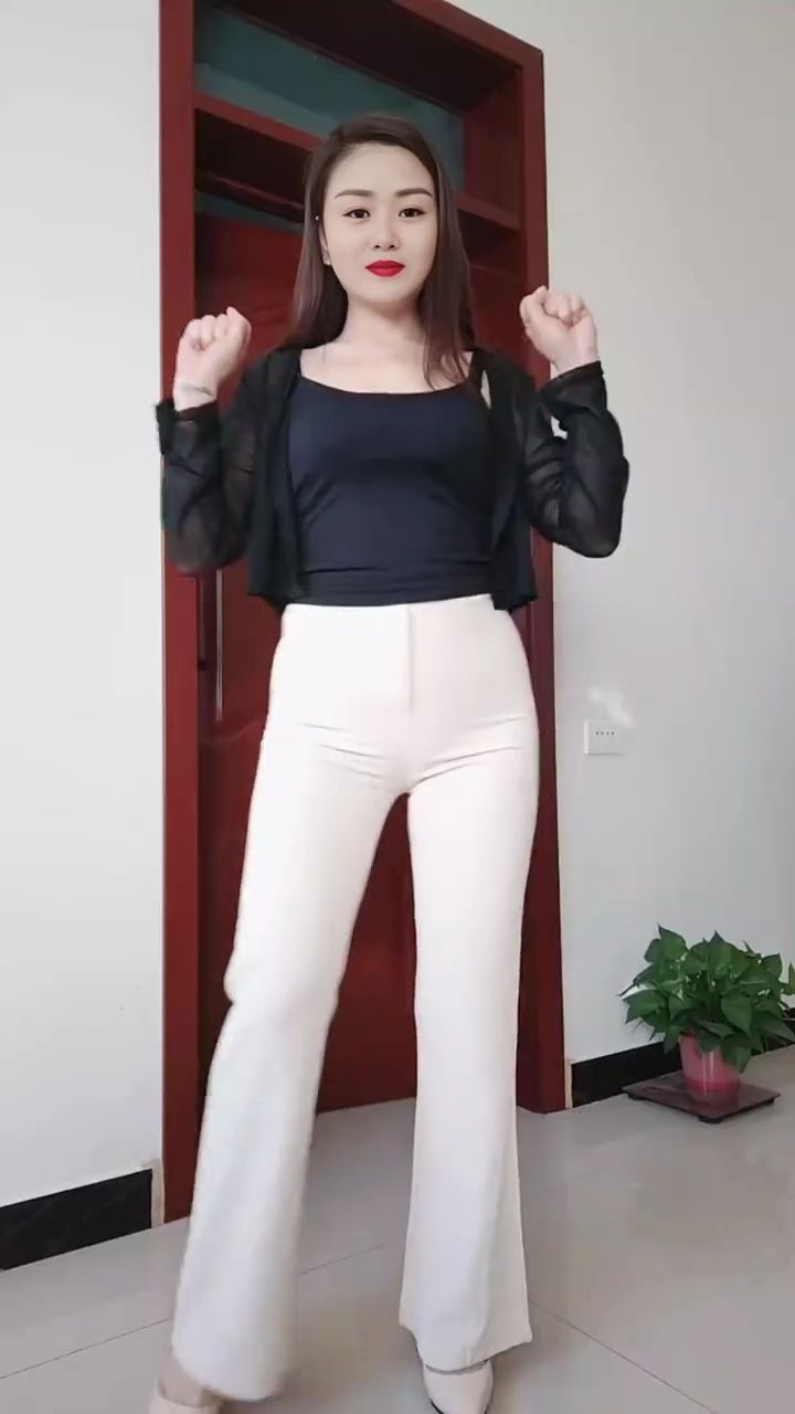 美女姐姐健身舞精彩视频