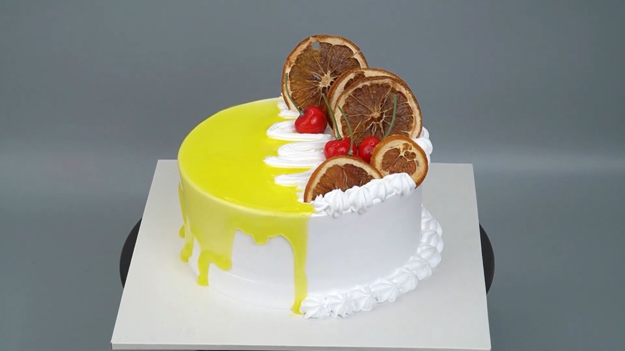 樱桃干橘奶油蛋糕装饰创意