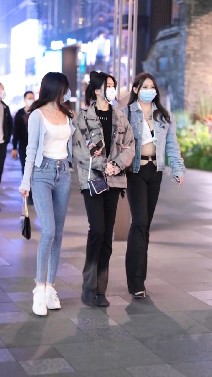 闺蜜逛街回头率百分百!