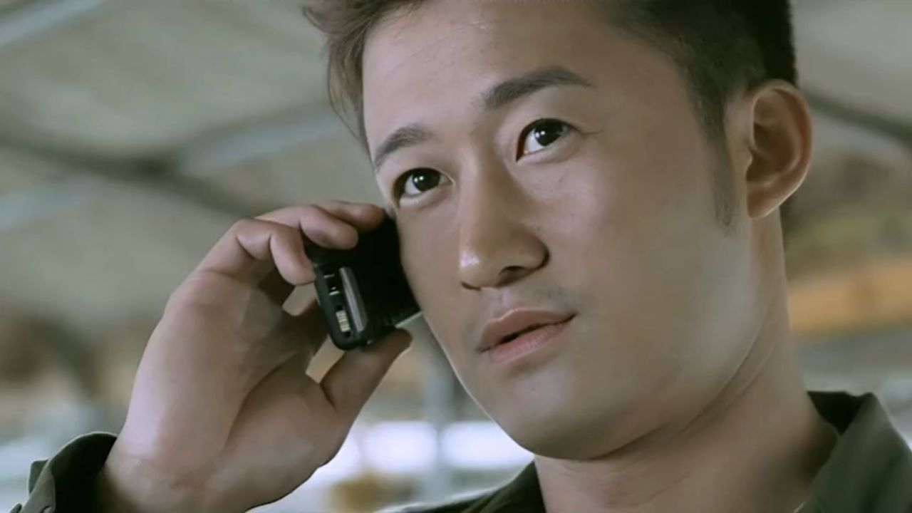 吴京雨夜一打一百,挑战人类极限#电影解说 #狼牙