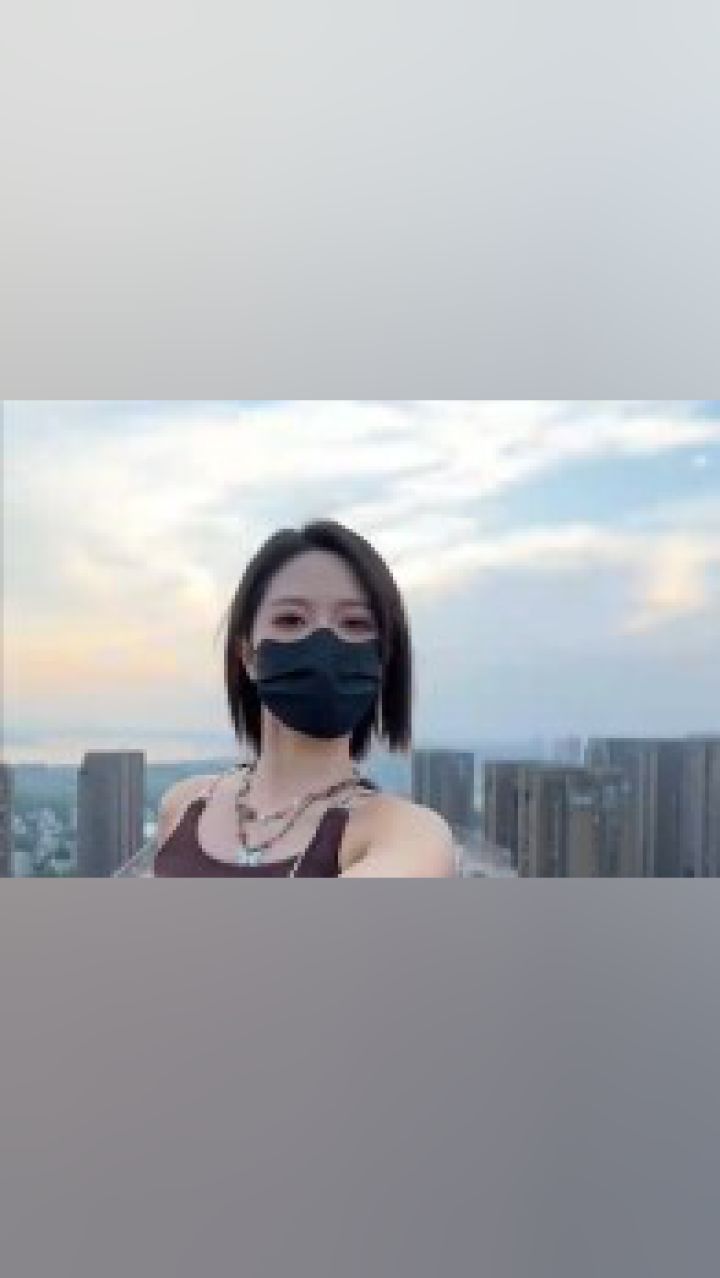 叫上你的摇子小伙伴来拍