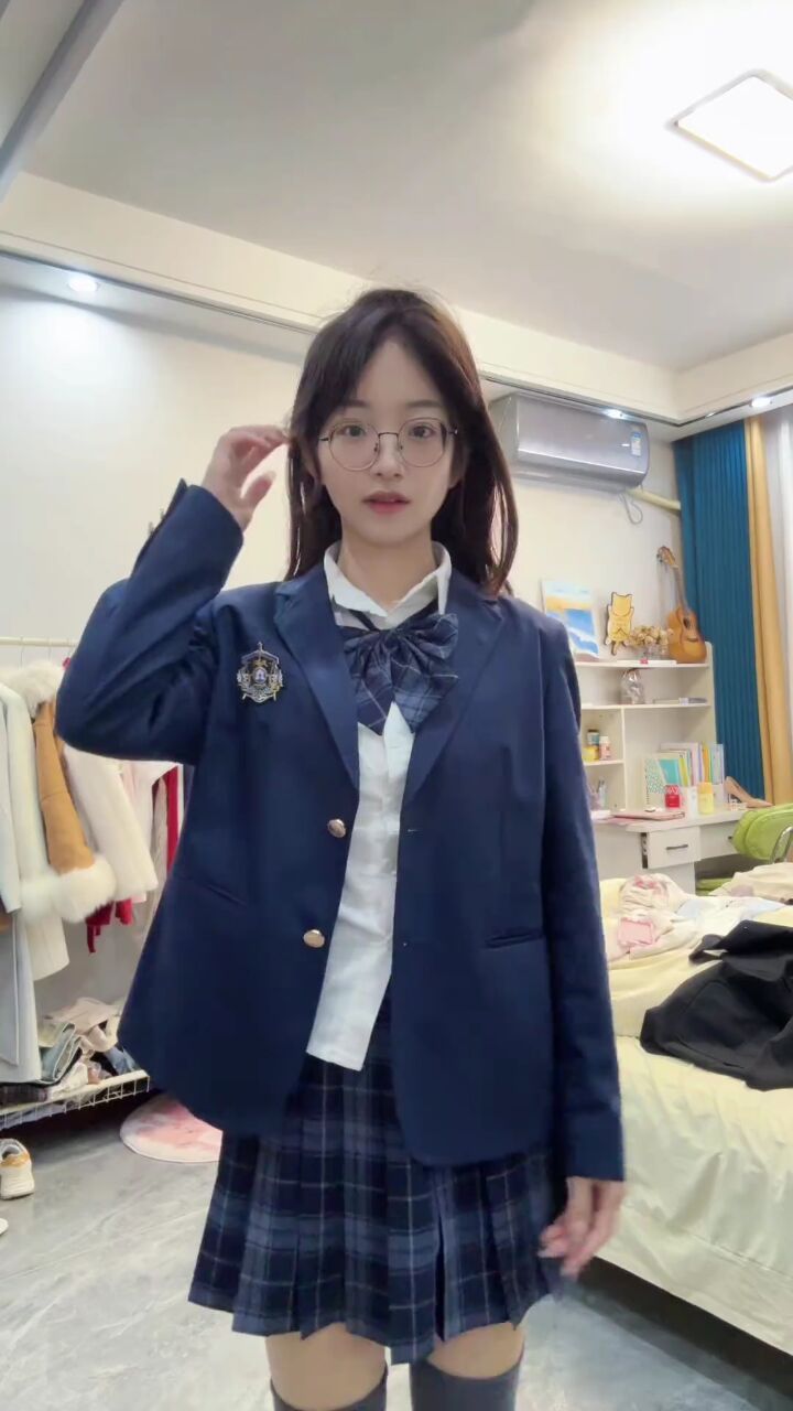 这个简单 哈哈 #jk制服 #营业 #学妹