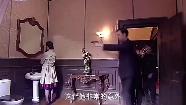 美女特务用口红就把男人给解决了