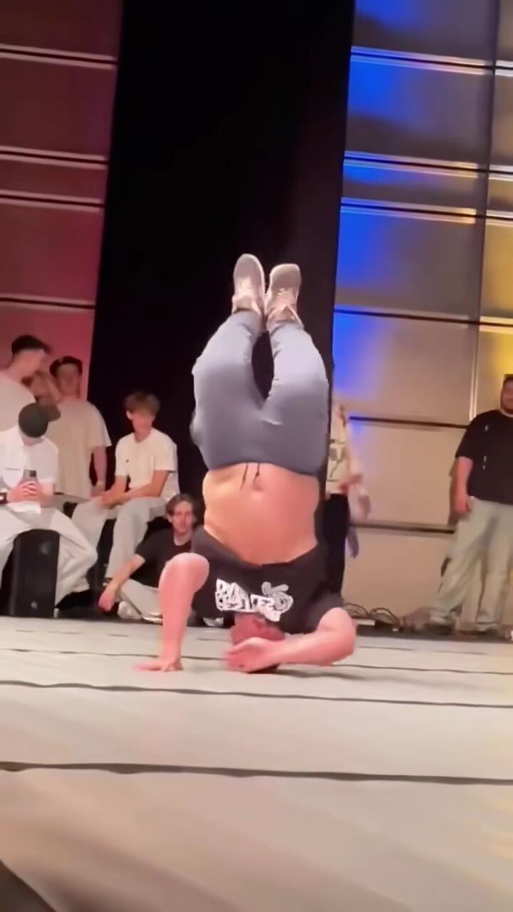 超强街舞胖子谁说胖子不能跳舞他都这么努力了,我们还有什么理由可以