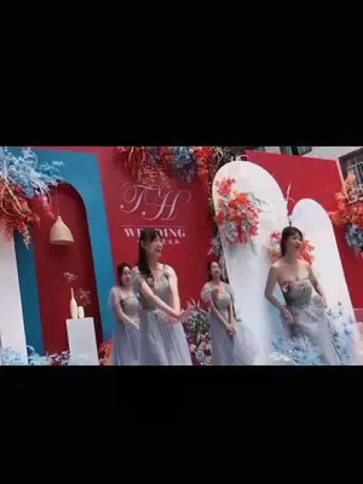 婚礼现场,有一群会跳舞的伴娘,太幸福啦!#婚礼 #婚礼才艺