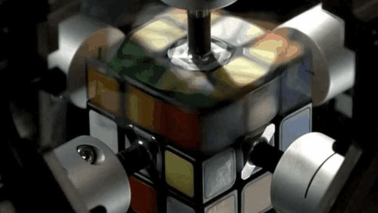 仅0.305秒!机器人刷新复原魔方最快纪录_高清1080P在线观看平台_腾讯视频