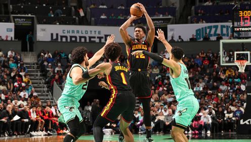 《NBA全场集锦》【原声】老鹰107-104黄蜂 米勒空砍32分难阻球队惜败老鹰