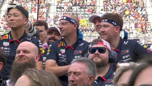纵情F1_2024F1日本大奖赛正赛_【颁奖】家人到场支持!维斯塔潘实现日本铃鹿三连冠_高清1080P在线观看平台_腾讯视频