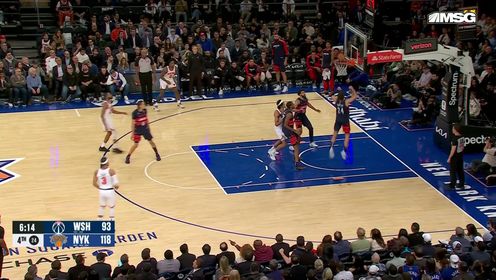 《NBA全场集锦》重回场上就能立功 布里奇斯急停跳投+回头望月潇洒取分