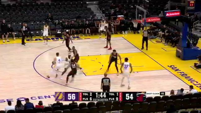 NBA夏季联赛：热火vs湖人第3节英文原声回放
