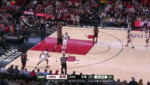 芝加哥公牛_NBA附加赛：热火109-90公牛_【回放】热火vs公牛第1节英文原声回放_高清