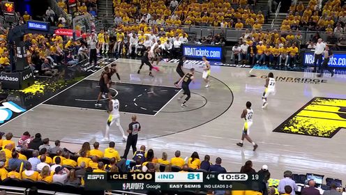 《NBA全场集锦》这球大提士气！托平吸引防守妙传西亚卡姆完成单臂劈扣